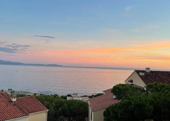 Appartement Le Petit Paradis Avec Vue Ajaccio (Corsica)