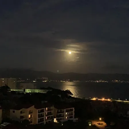 Le Petit Paradis Avec Vue Mer-route Des Iles Sanguinaires * Ajaccio (Corsica)